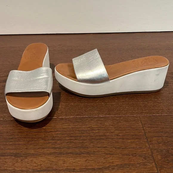 Vince Camuto Women’s Silver Platform Slides Size 10 - Picture 1 of 9